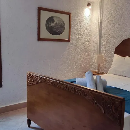 Friends / Family Relaxing Country House, Chalkida Mitikas