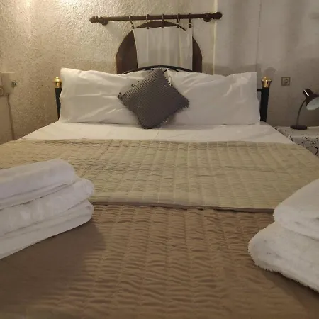 Friends / Family Relaxing Country House, Chalkida Holiday home *